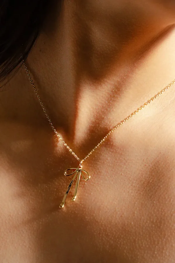 Bad to the Bow Necklace Gold