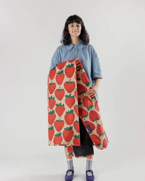 Baggu Picnic Blanket - Strawberry