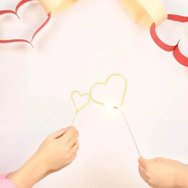 Big 8" Gold Heart Sparkler Wand Card - Bon Bon