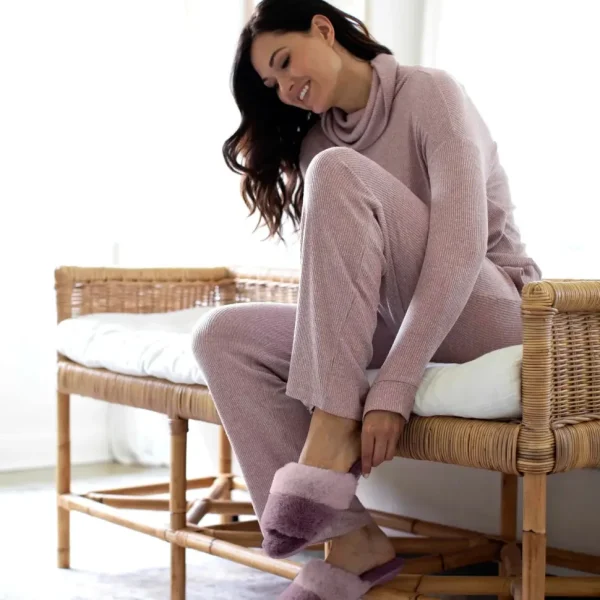Cotton Candy Puff Slippers - Grape