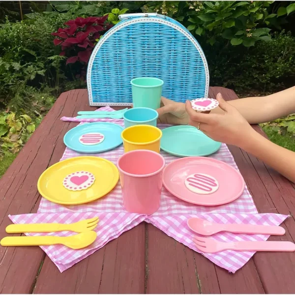 Deluxe Picnic Set 25 Pieces in Carry Case