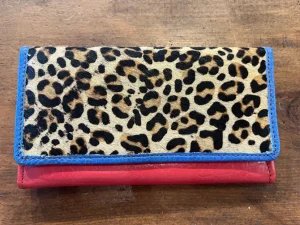 Esme Animal Print · Wallet