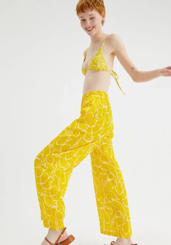 Fruit Print Mid-Rise Trousers