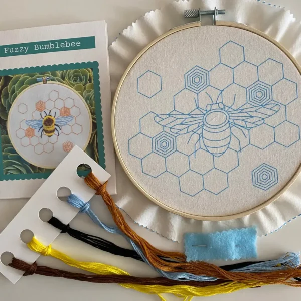 Fuzzy BumbleBee Craft Diy Embroidery Kit