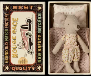 Little Sister Mouse in Matchbox