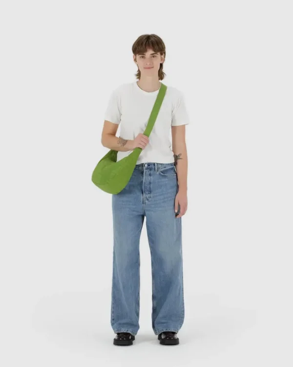 Medium Nylon Baggu Crescent Bag - Green Juice