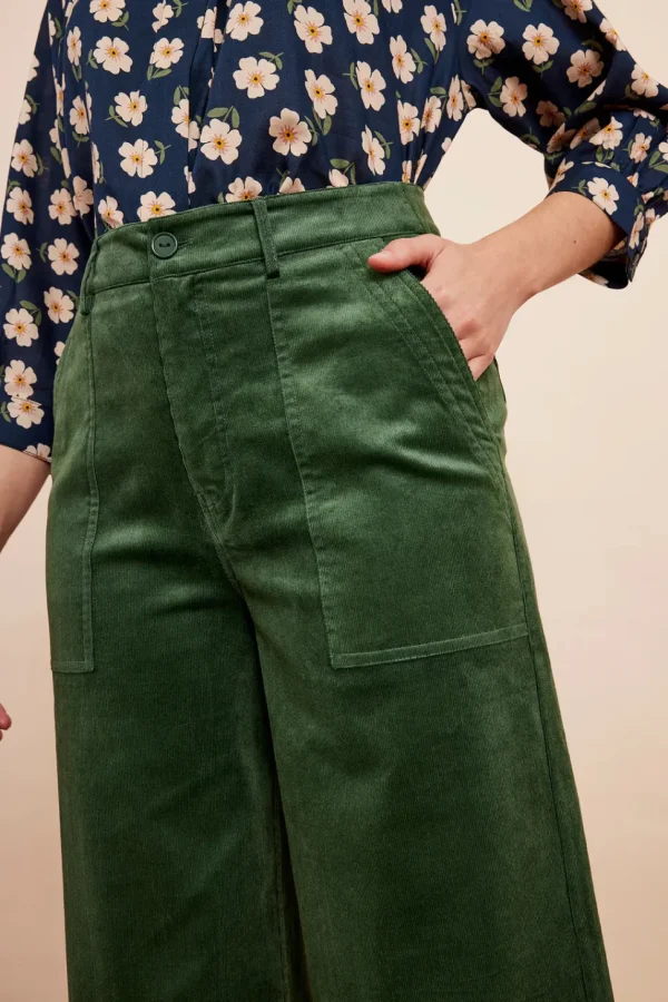 Nora Cropped Trouser - Green