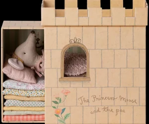 Princess and The Pea - Big Sister Mouse