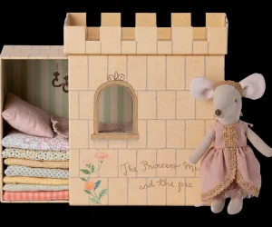 Princess and The Pea - Big Sister Mouse