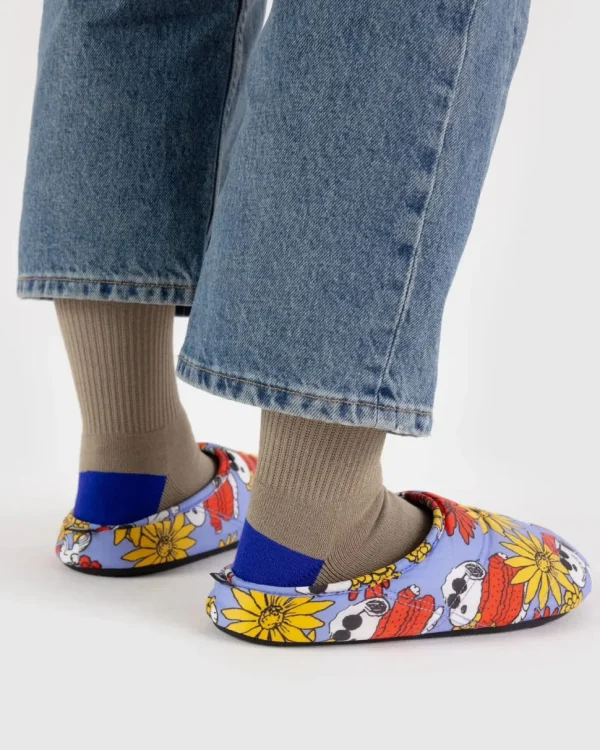 Puffy Slippers - Floral Snoopy