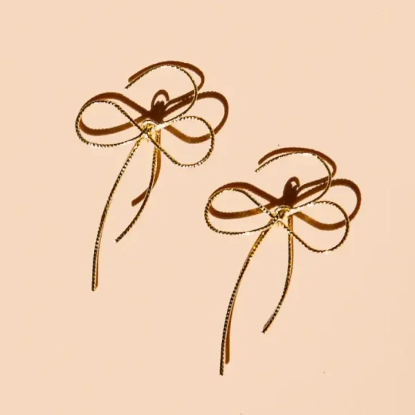 Put A Bow On It Earring - 18K Gold Plated
