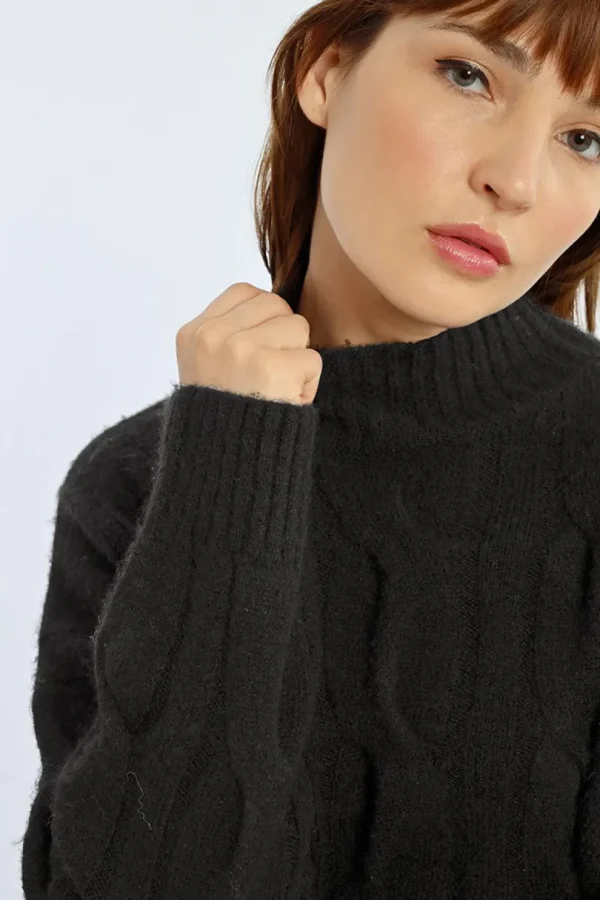 Soft Knit Cable Sweater - Black