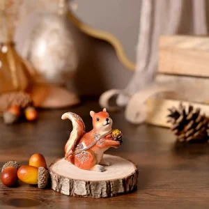 Treasured Trinkets - Red Squirrel