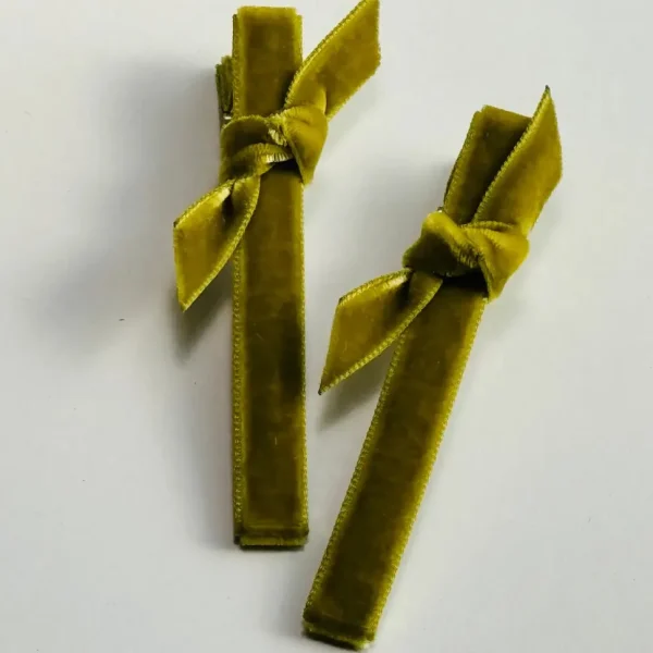 Velvet Bar Clips - Several Colors