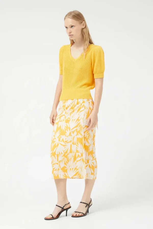 V-Neck Sweter - Yellow